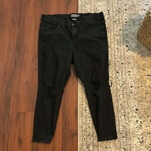 Torrid Bombshell Skinny Black 24R